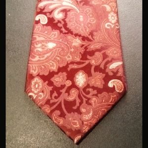 Sean John 100% Silk Paisley Tie